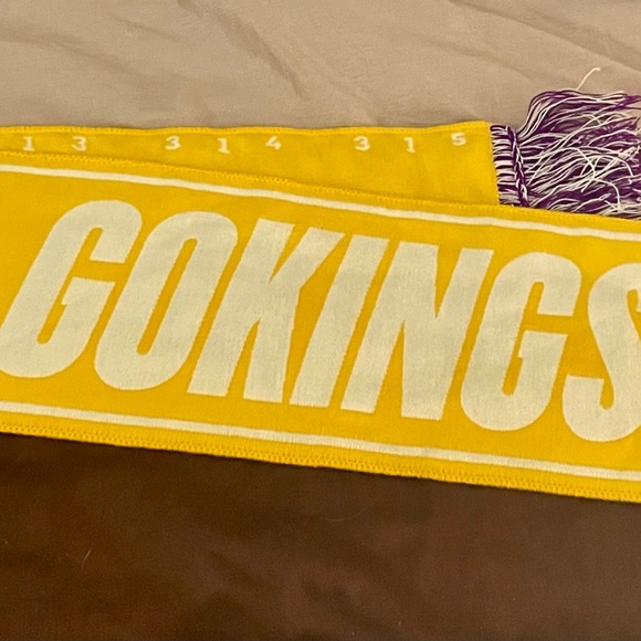 LA Kings Scarf - Picture 2 of 4